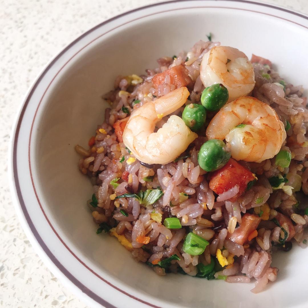 YO记·升级版扬州炒饭的做法