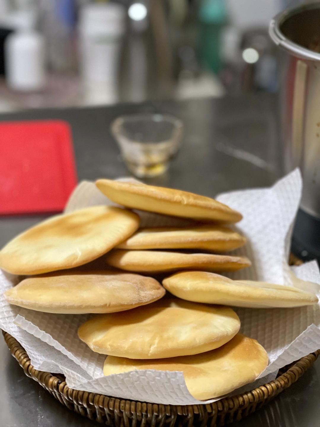 好吃到爆的肉加馍