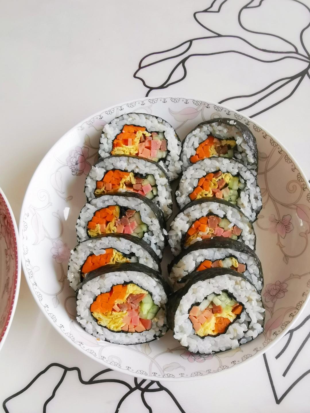 高颜值的紫菜包饭