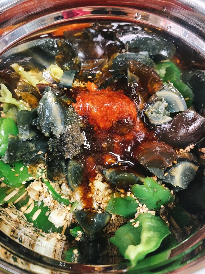 擂辣椒皮蛋茄子