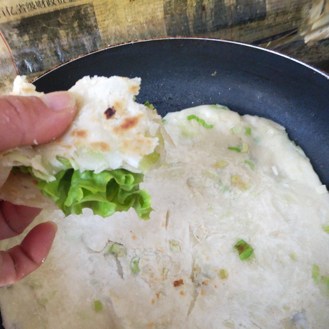 【葱香少油千层饼】层层开酥松脆早餐