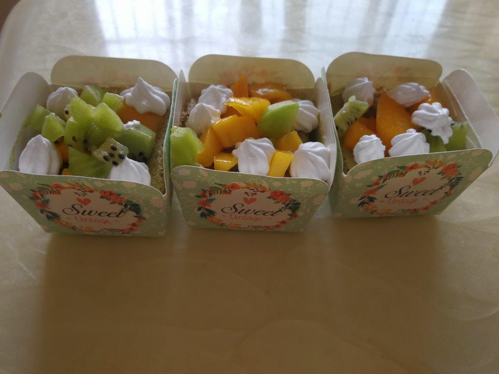 8寸水果生日蛋糕