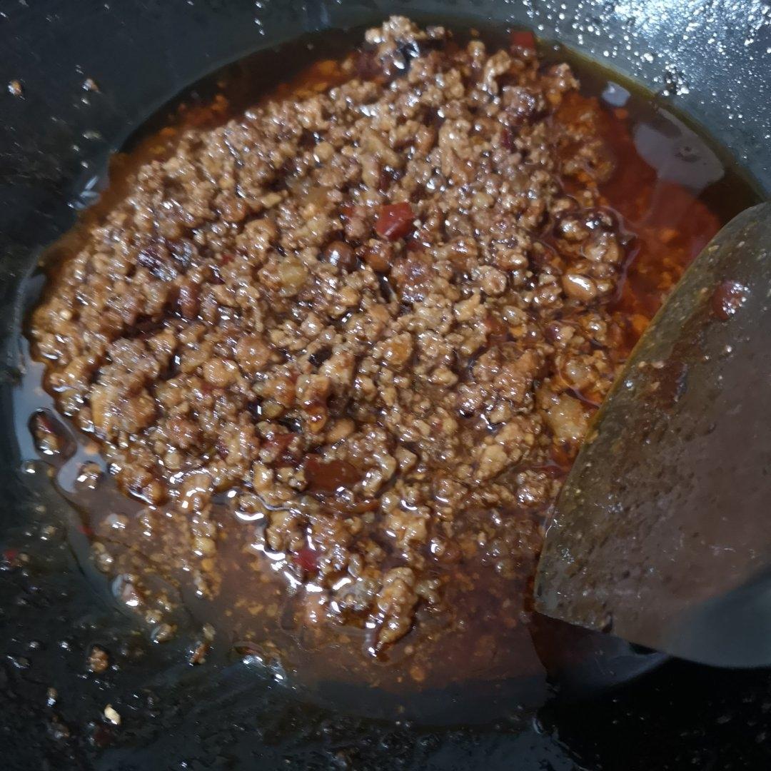 杂酱面好吃，炒杂酱是关键，厨师长教你杂酱做法