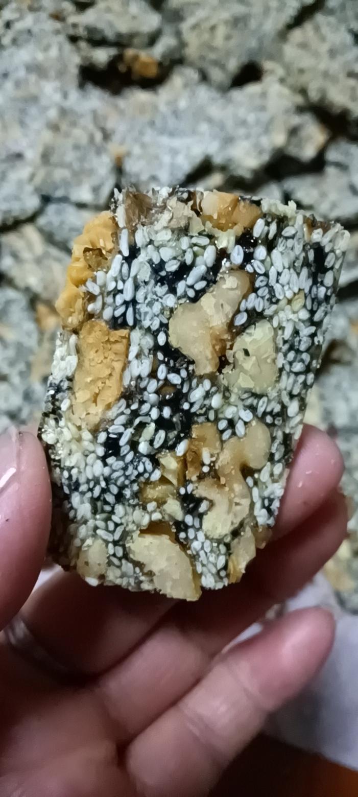 芝麻核桃糖