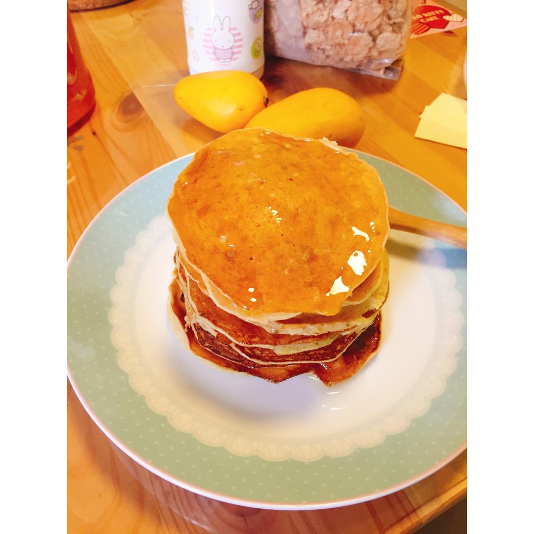 【减脂早餐】无油香蕉松饼（超简单）