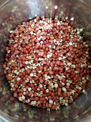 自制速食红豆薏米粉的做法 步骤1