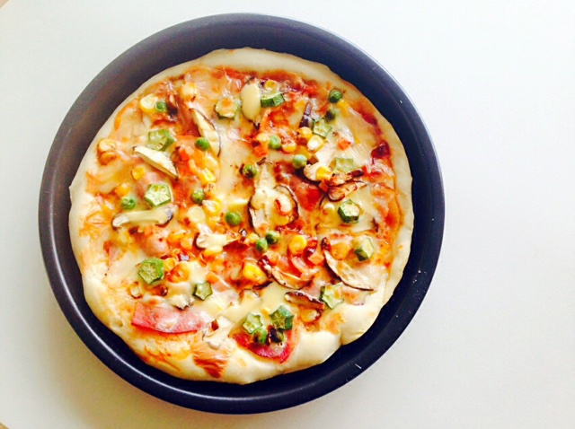 香浓玉米培根披萨