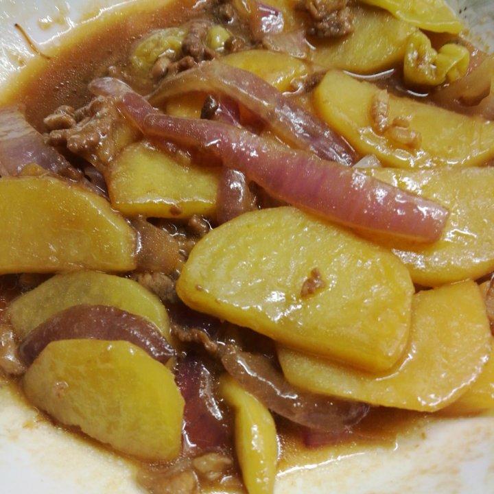 洋葱炒土豆