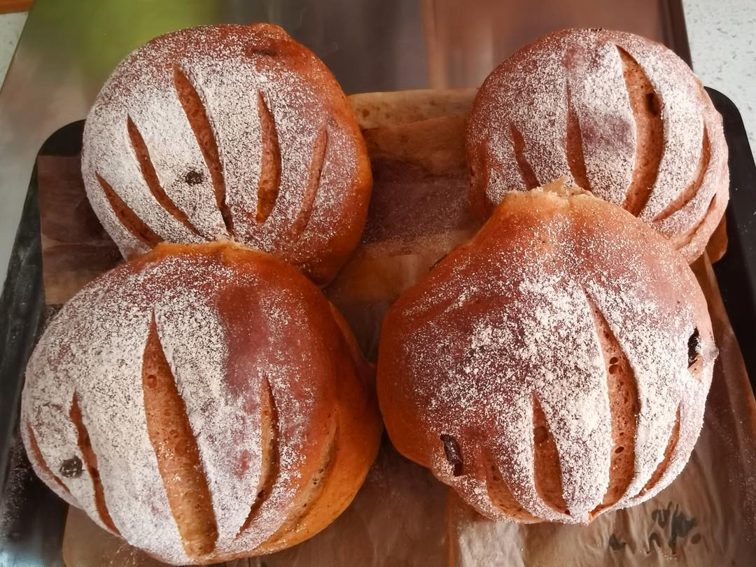 红茶葡萄干（仿原麦山丘/汤种）Earl Grey flavored bread filled with raisins