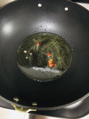 炒韭菜的做法 步骤4
