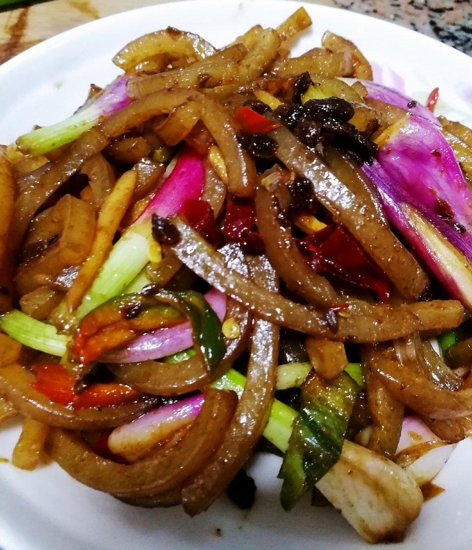 爆炒肉皮