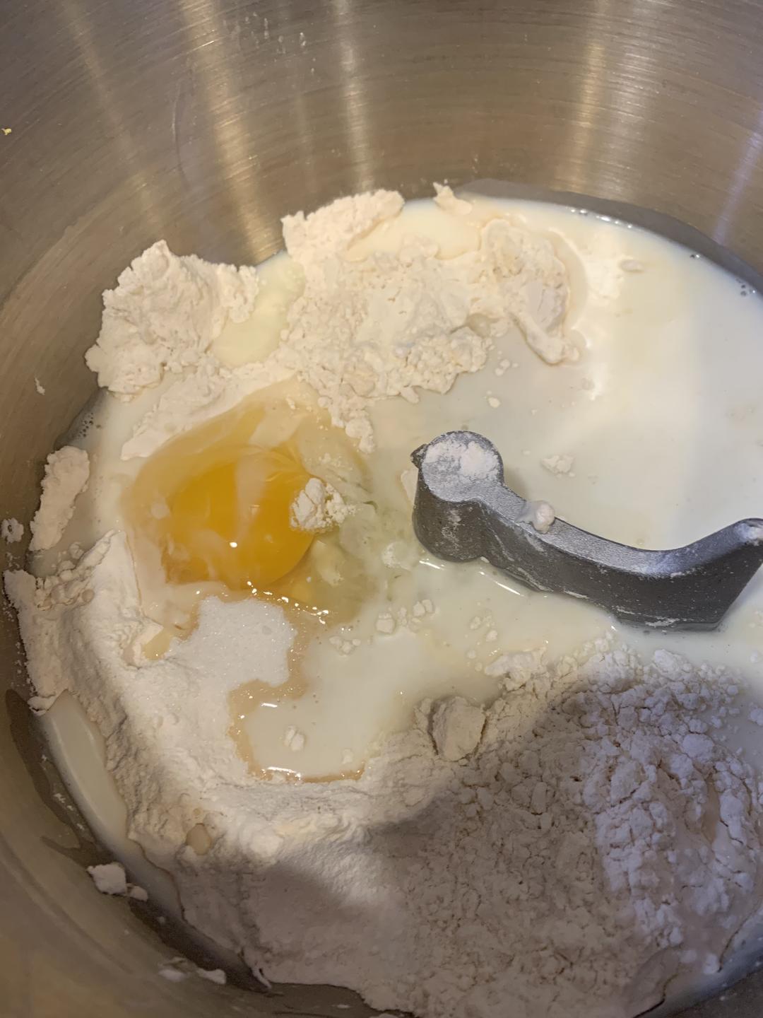 纯奶手撕吐司的做法 步骤1