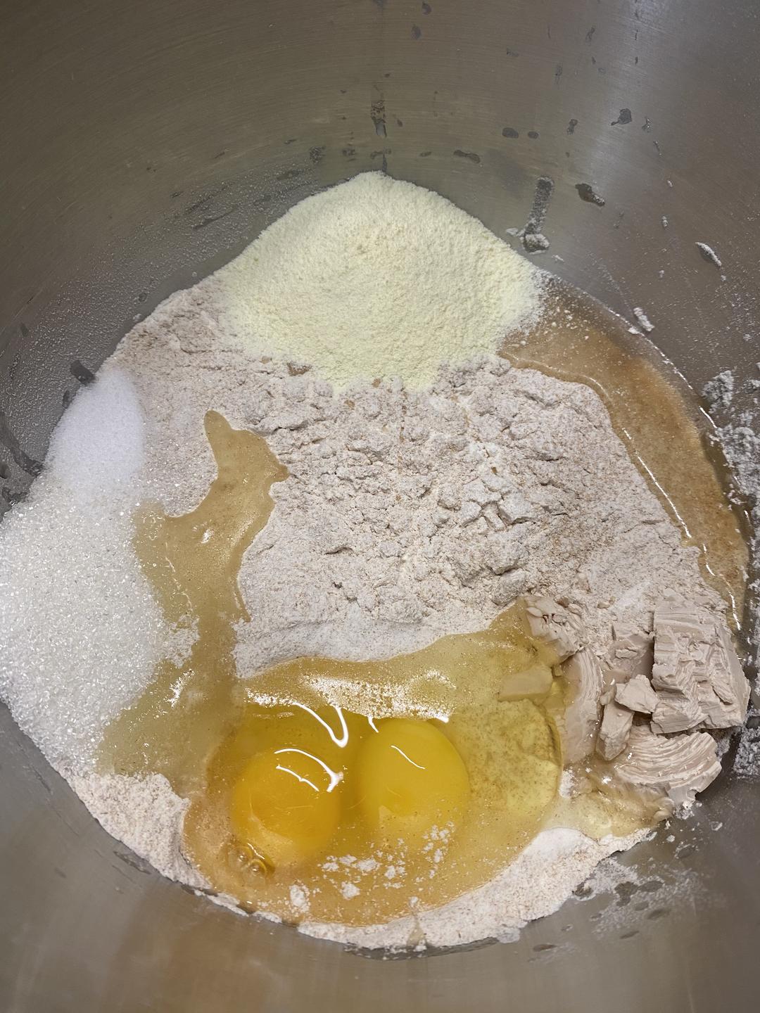 纯奶手撕吐司的做法 步骤1