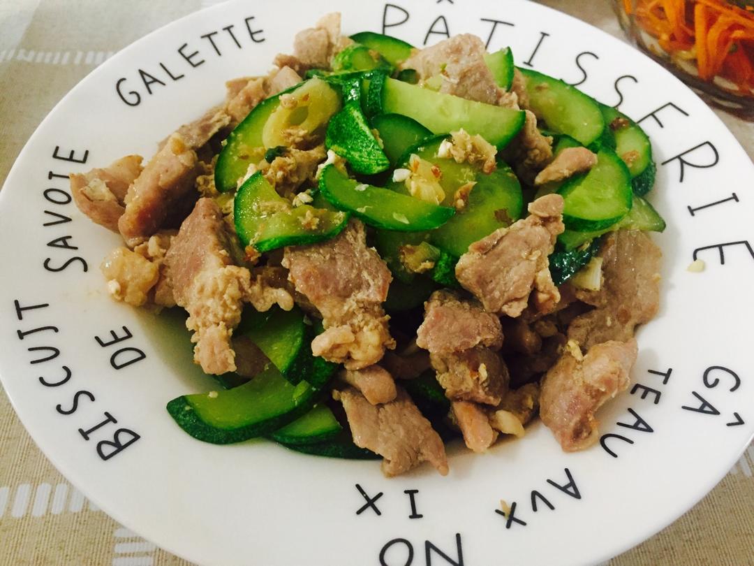 黄瓜炒肉