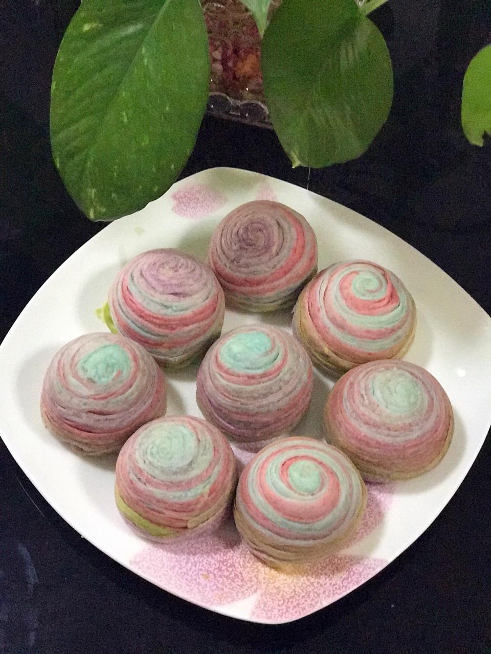 彩虹渐变蛋黄酥（无需揉出膜）