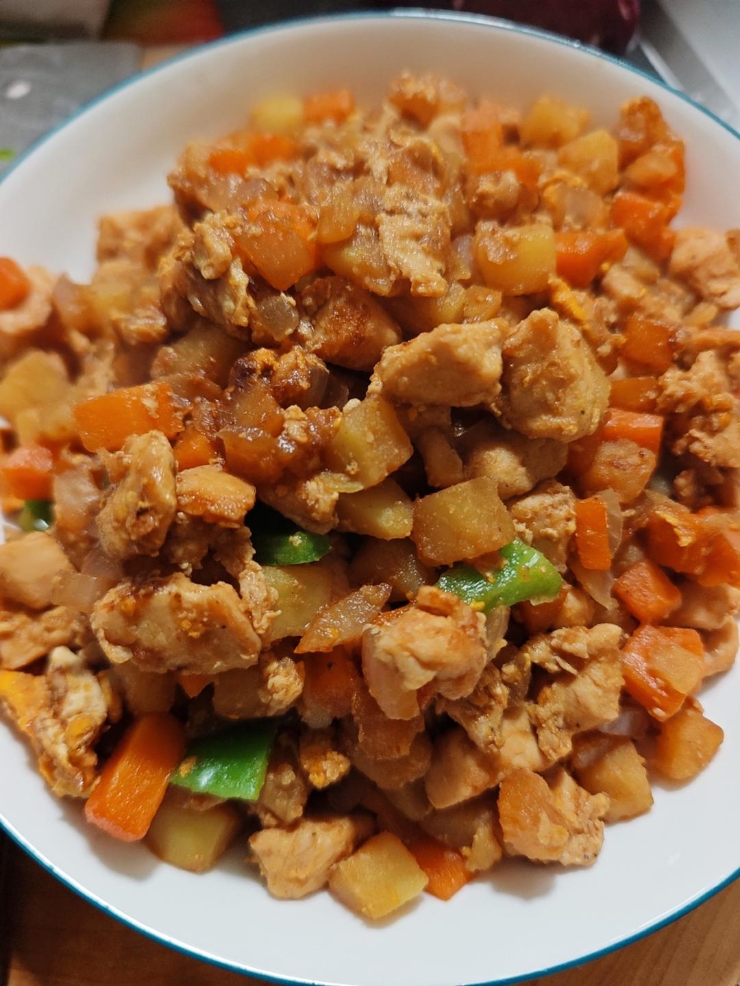 鸡胸肉焖土豆