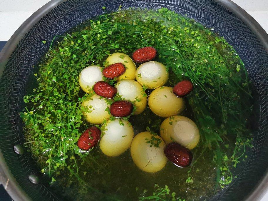 地菜花煮鸡蛋