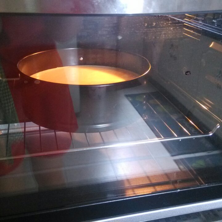 烤箱做蛋糕（戚风蛋糕的做法）