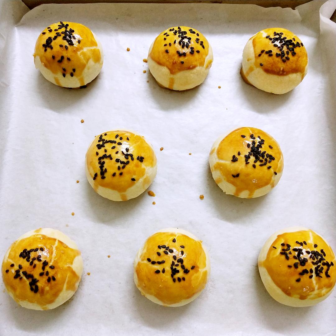 蛋黄酥