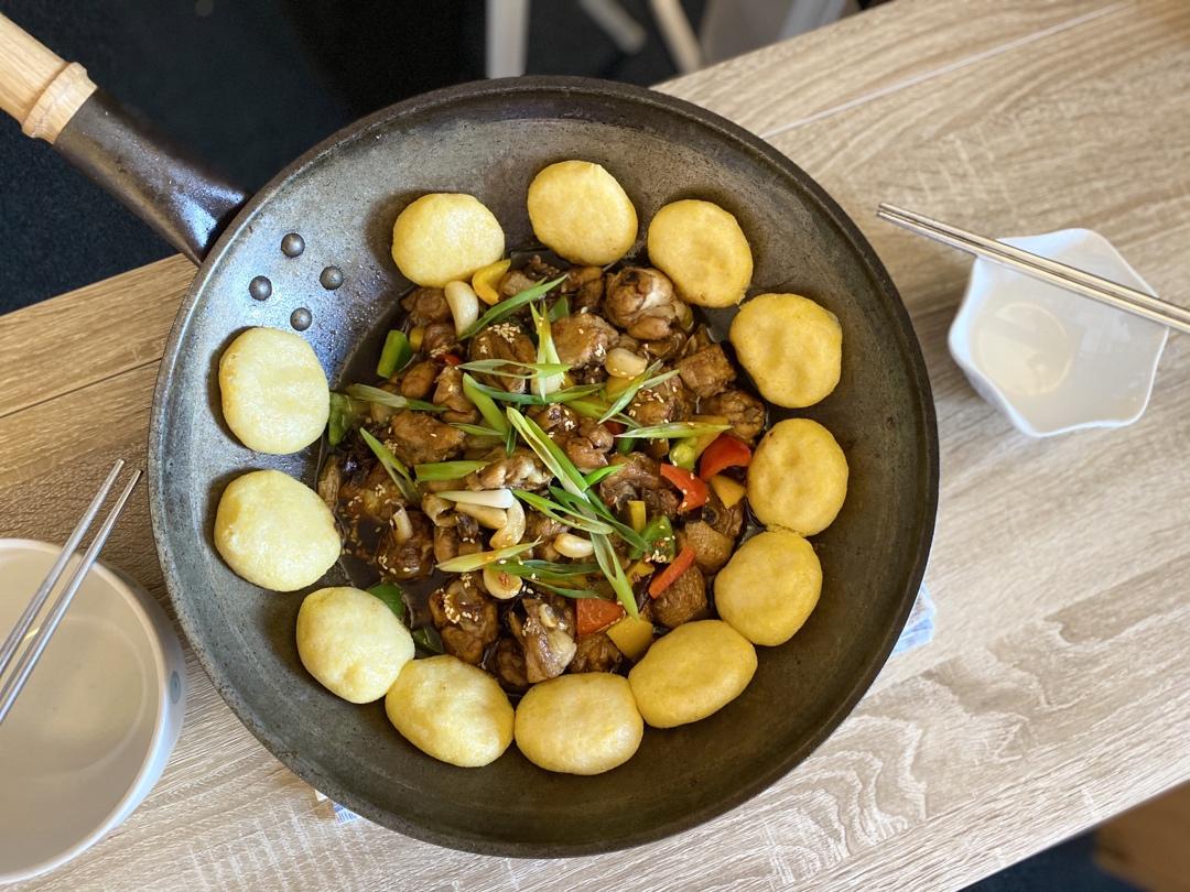 地锅鸡+自制红油【曼食慢语】