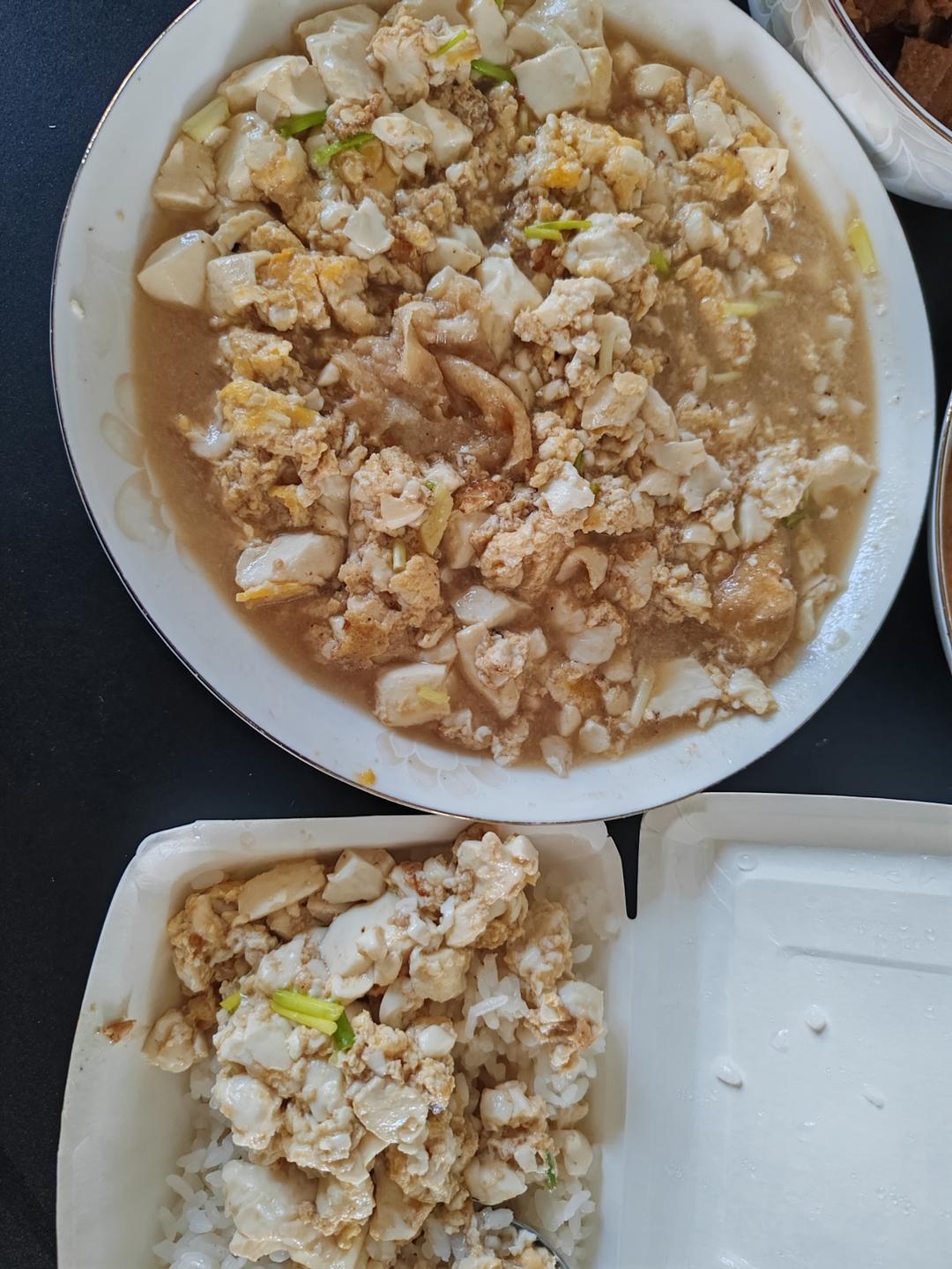 豆腐抱蛋（简单清淡）