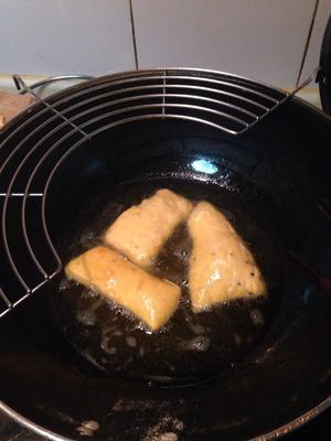自创面食之油炸红薯面油的做法 步骤9