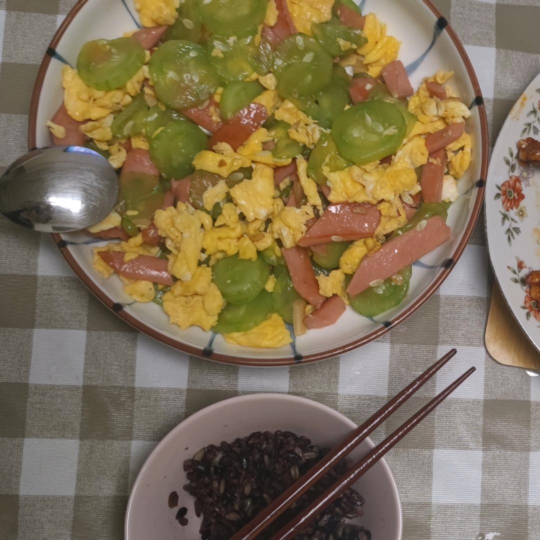 隔壁小孩馋哭的黄瓜炒蛋
