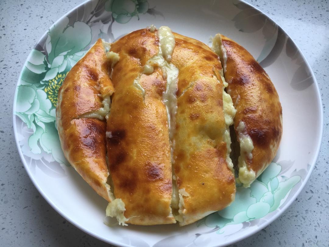 《Tinrry+》爆浆拉丝榴莲芝士饼