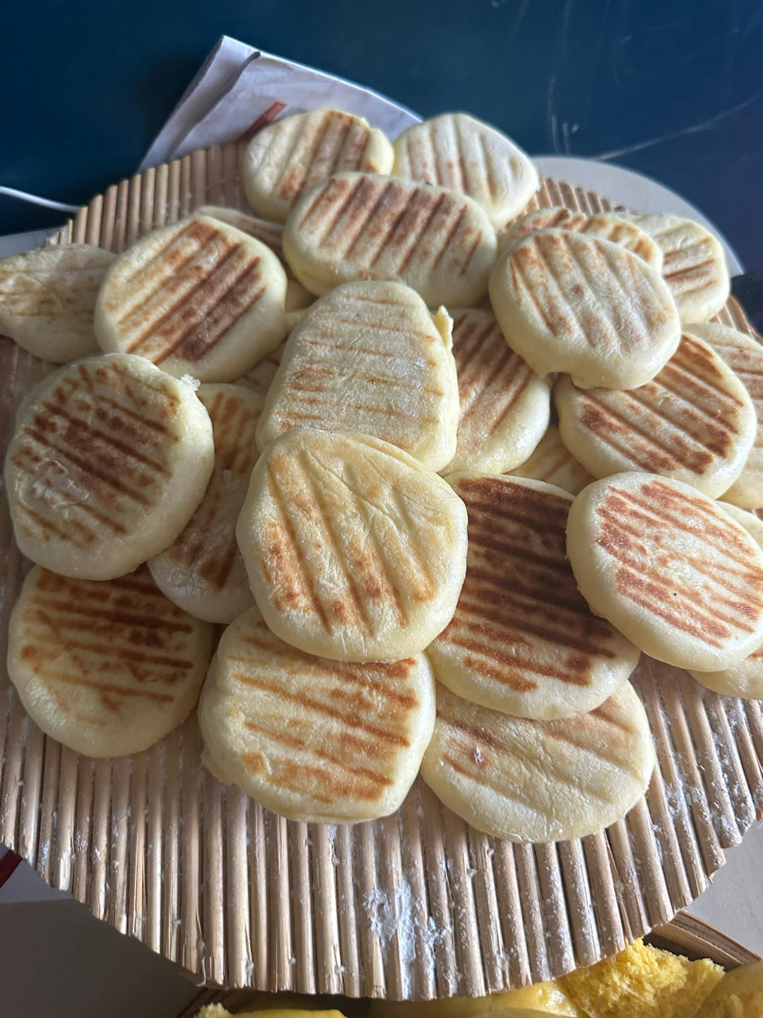 松软养胃的山药饼      （高营养低热量）