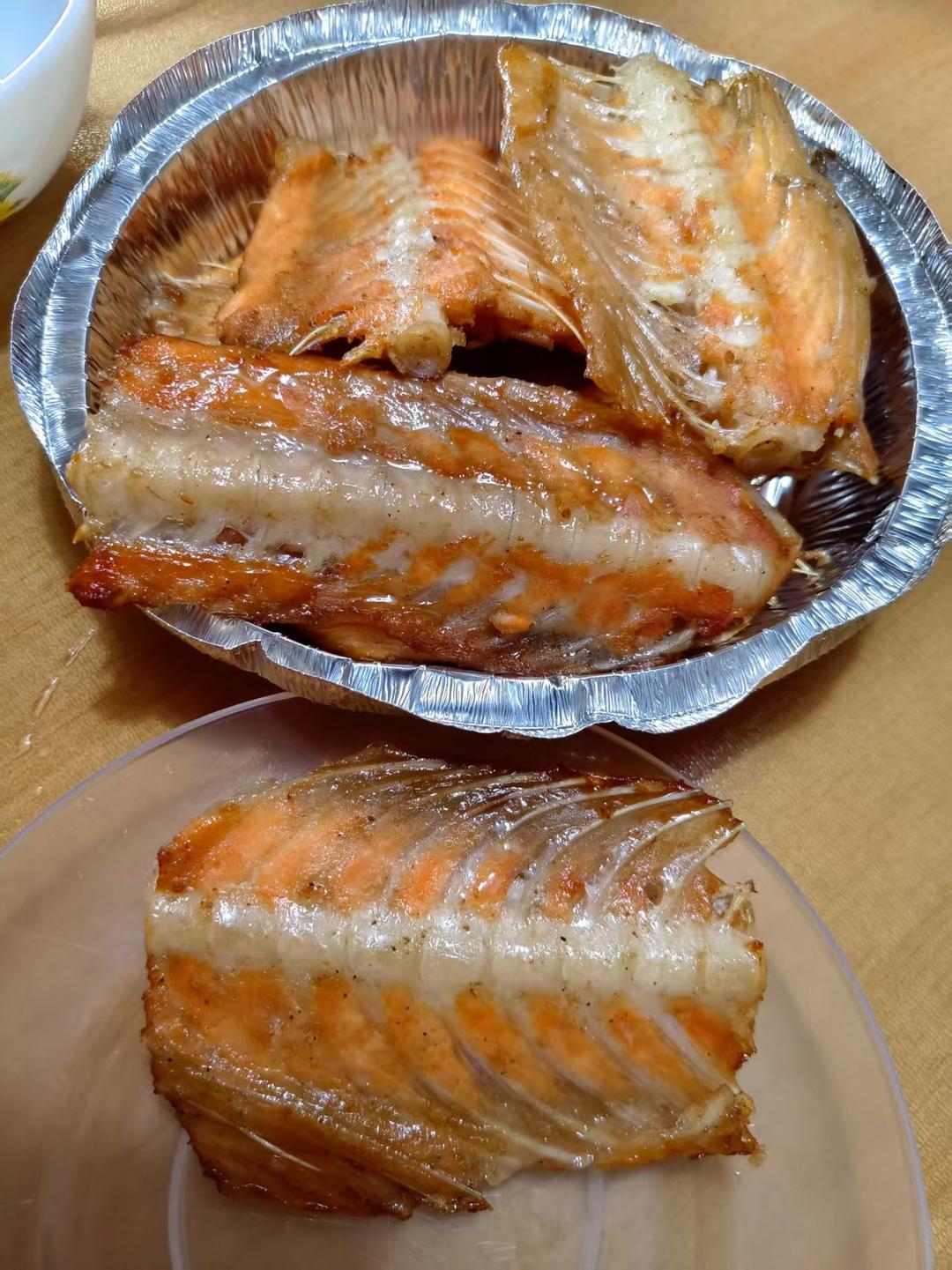 香煎三文鱼骨