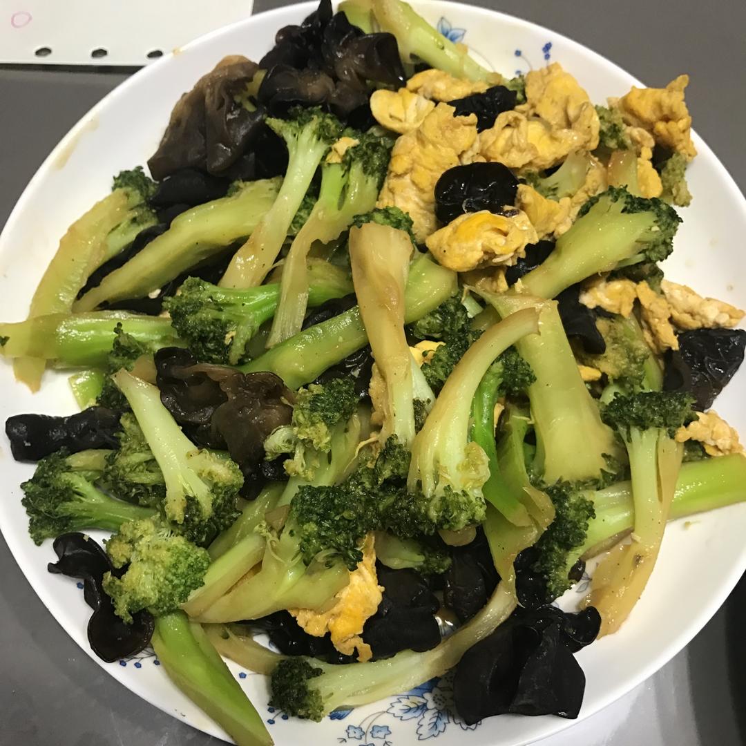 西兰花素炒