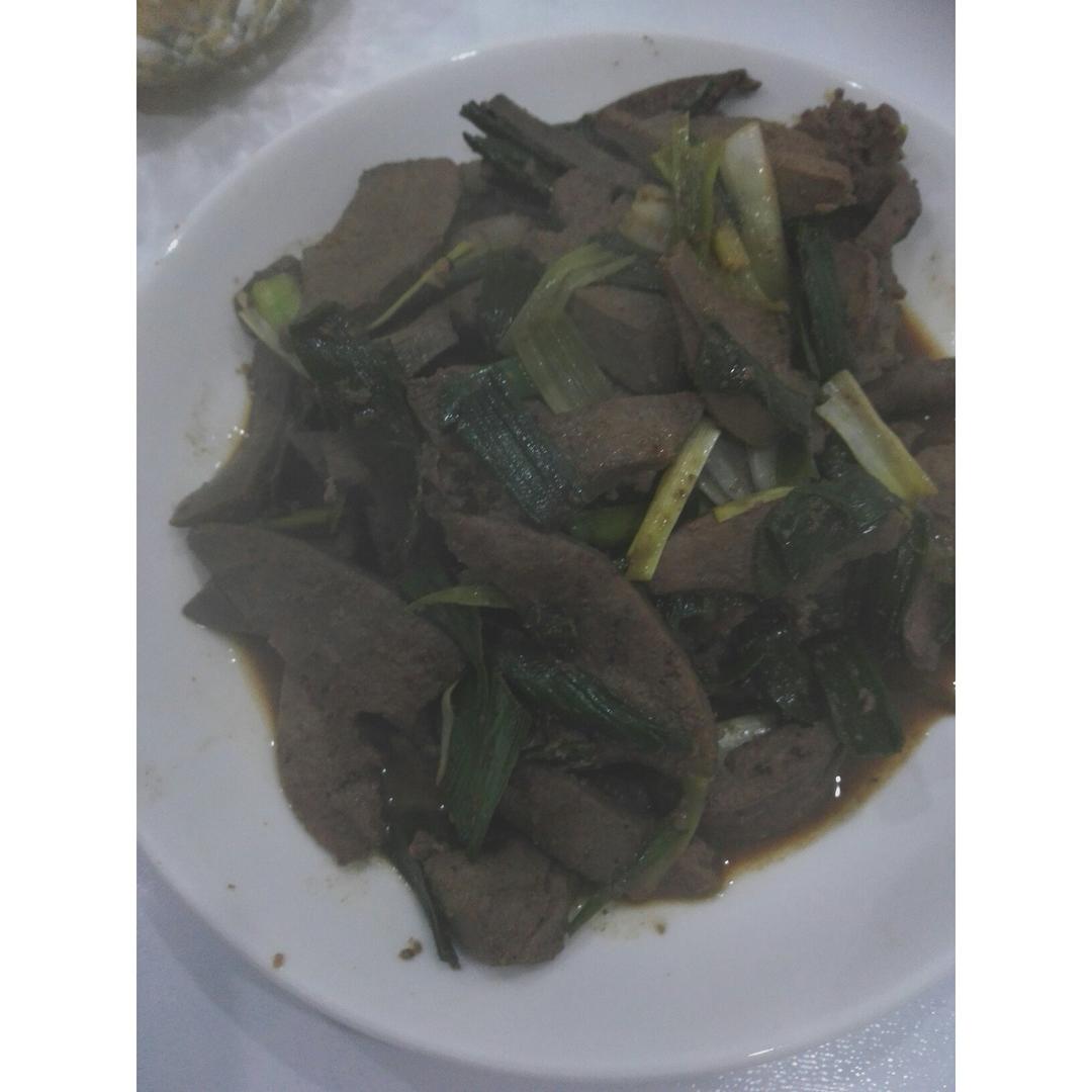 大蒜炒猪肝