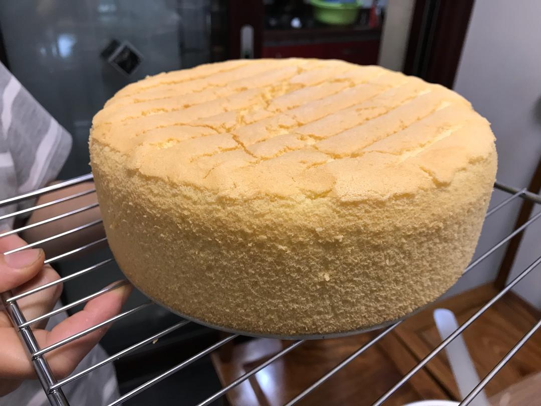 八寸戚风蛋糕