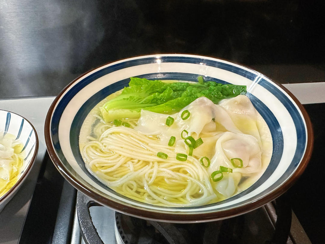 老无锡吊鸡露+广式葱姜蘸碟+鸡汤面
