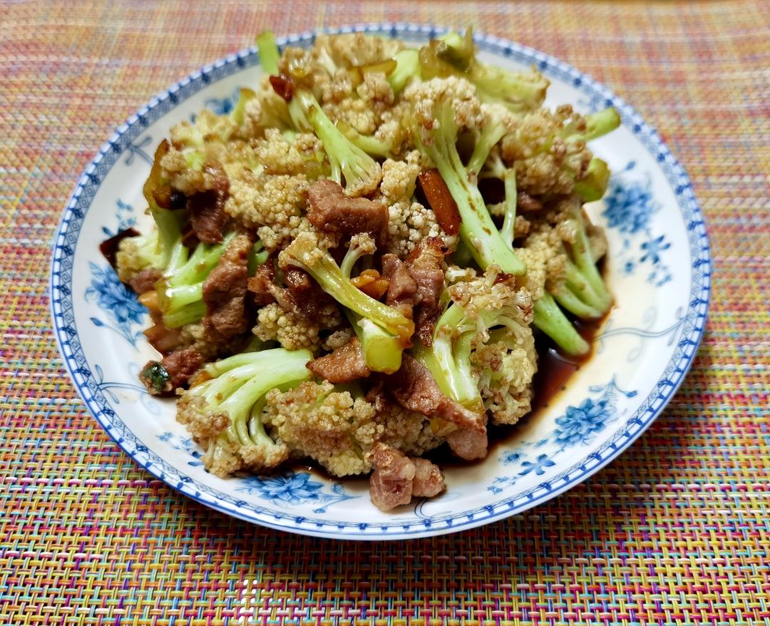 花菜炒肉片