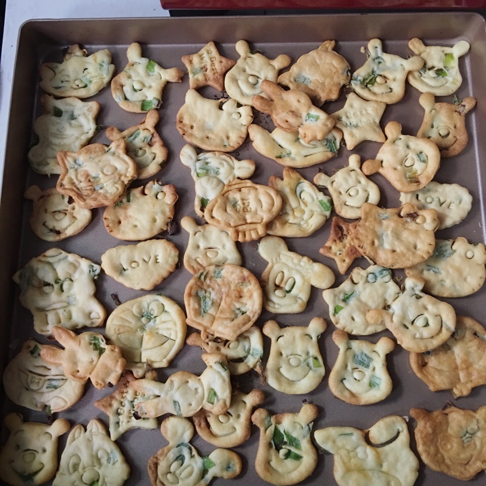 无糖香葱苏打咸饼干