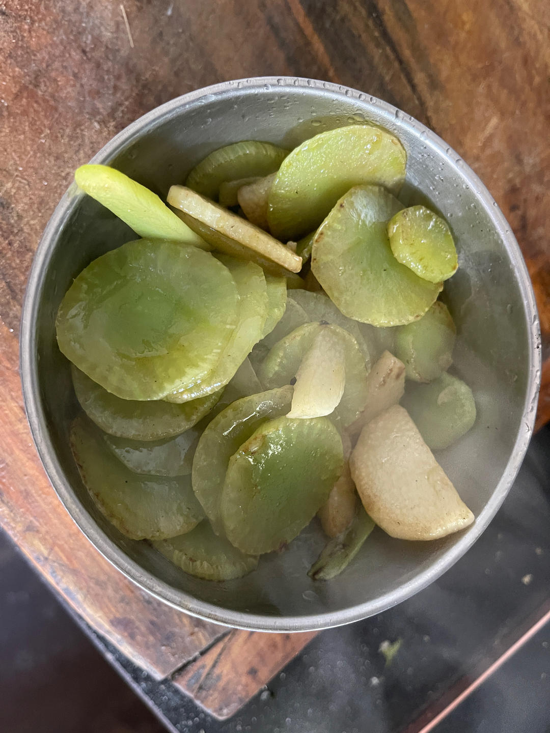 低卡营养素食——山药木耳炒莴笋