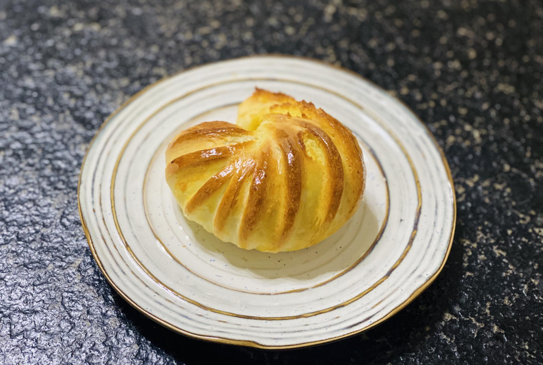 奶香椰蓉花朵小餐包