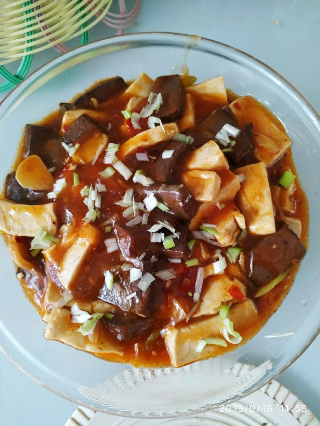 鸭血豆腐