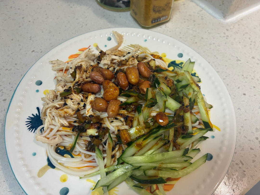【夏日必备】爽口鸡丝凉面