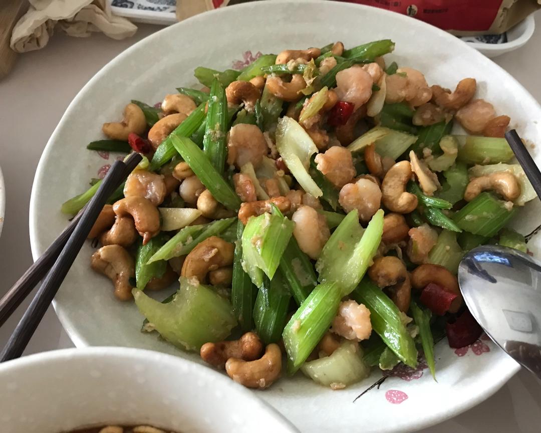 西芹腰果虾仁