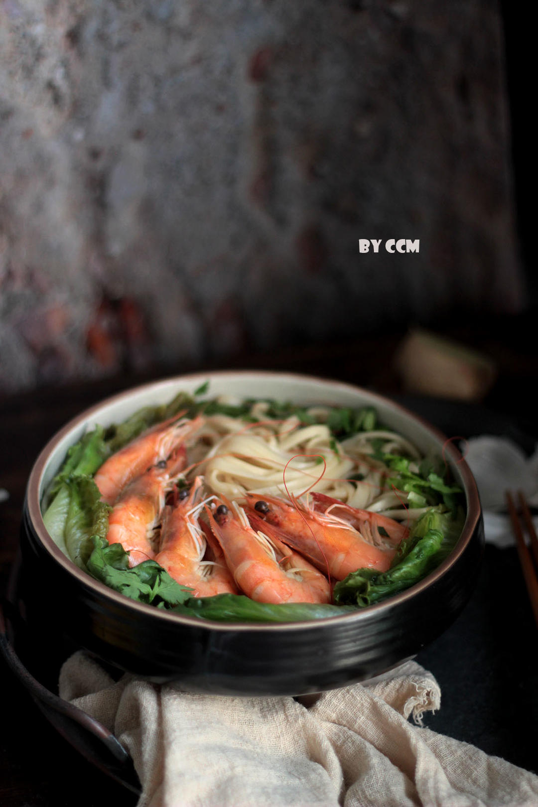 鲜虾清汤面，8块钱就能吃到一大碗的海鲜面