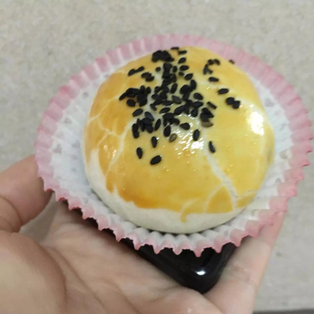 蛋黄酥