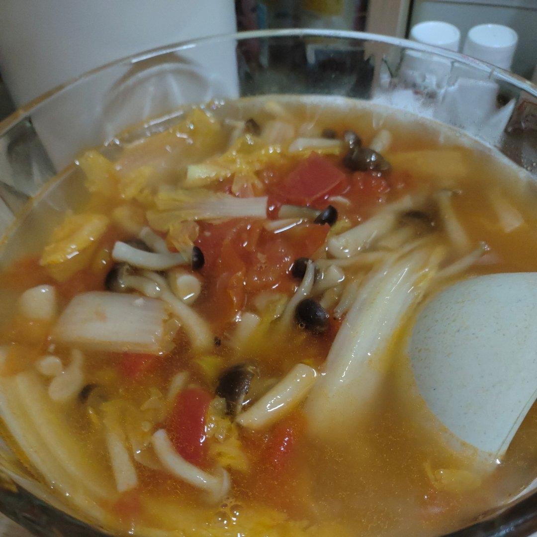 家常:娃娃菜金针菇汤