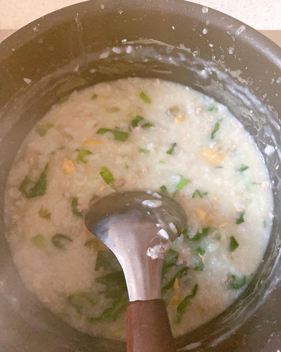 十五分钟快手之香滑皮蛋瘦肉粥(附五分钟电饭煲电压力锅更快捷方法)