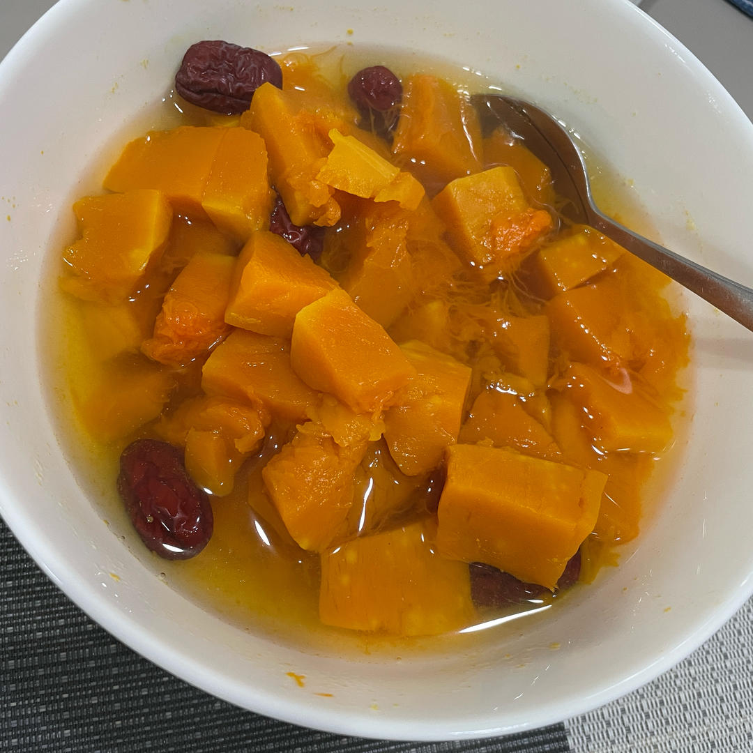 夏天谁能拒绝这碗南瓜汤呢？