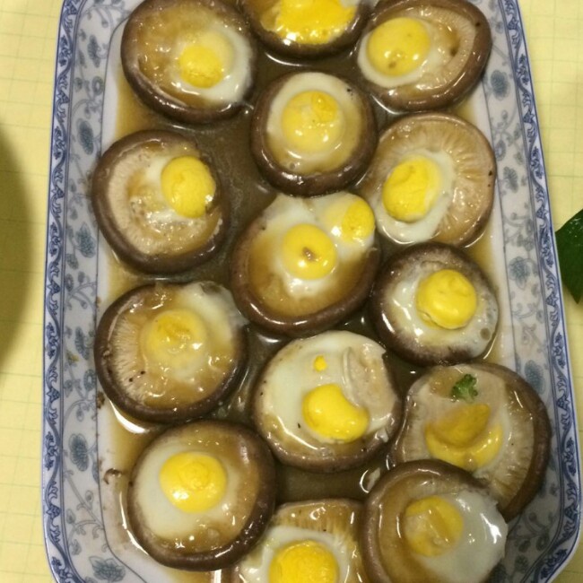 冬菇蒸鹌鹑蛋