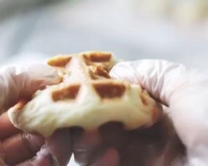 芝士香肠酵母版华夫饼—kenwood松饼机的做法 步骤6