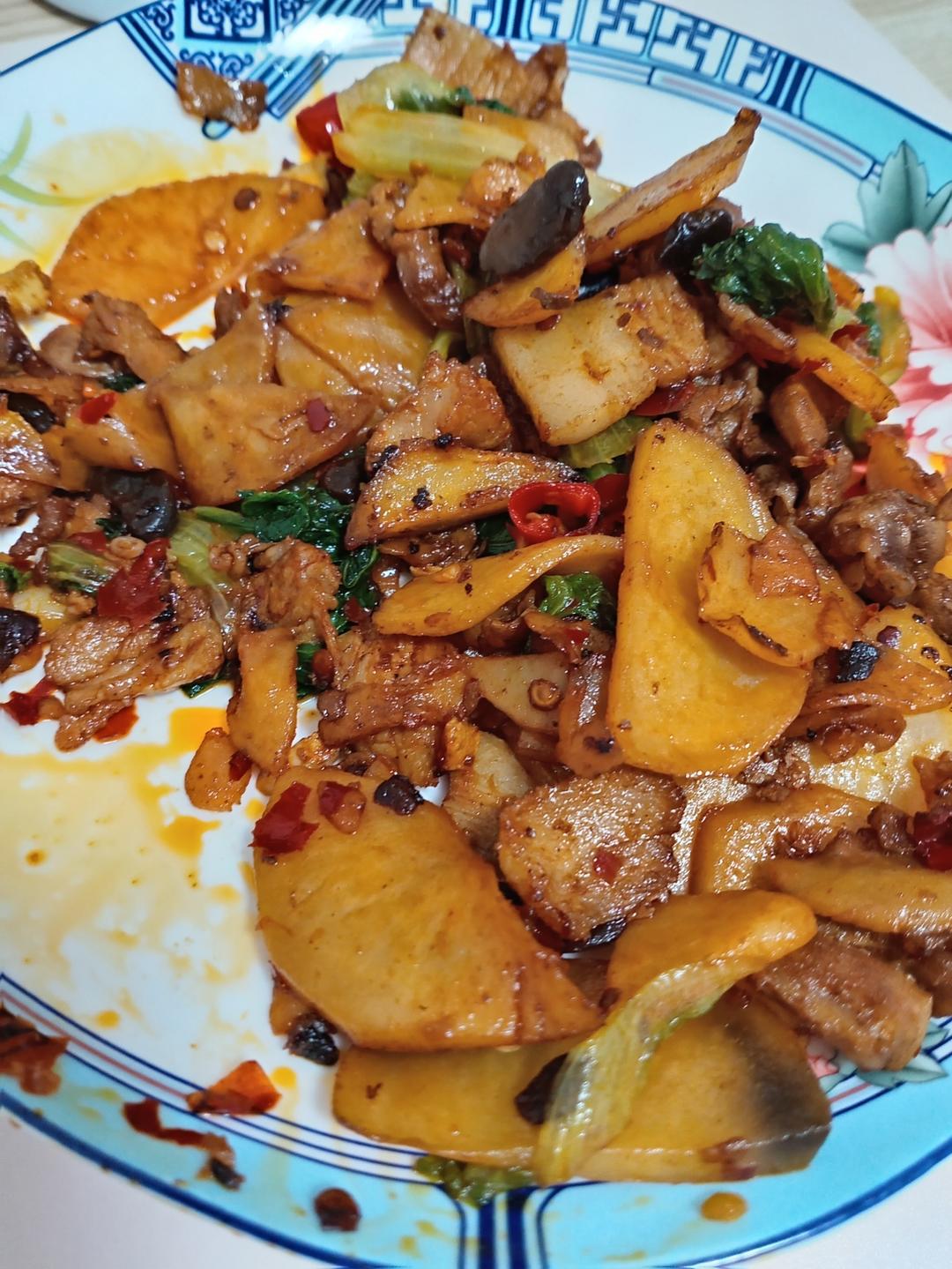 不用油炸的干锅土豆片，上桌就被抢光