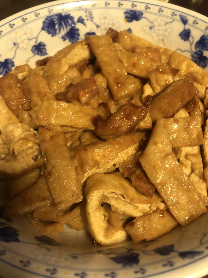 青椒豆腐皮炒肉丝
